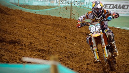 开云备用-法甲：里昂2-0战胜尼斯，奥亚萨瓦尔两射一传，里昂法甲阵容